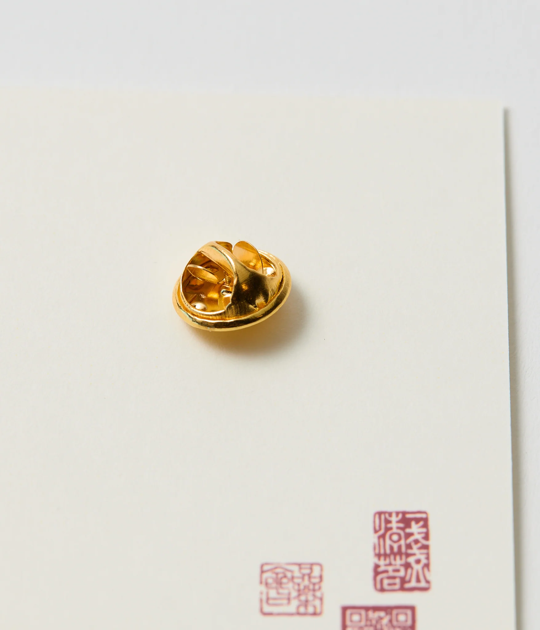 10th Anniversary Pin Pineapple (Limited-Edition) - Image 3
